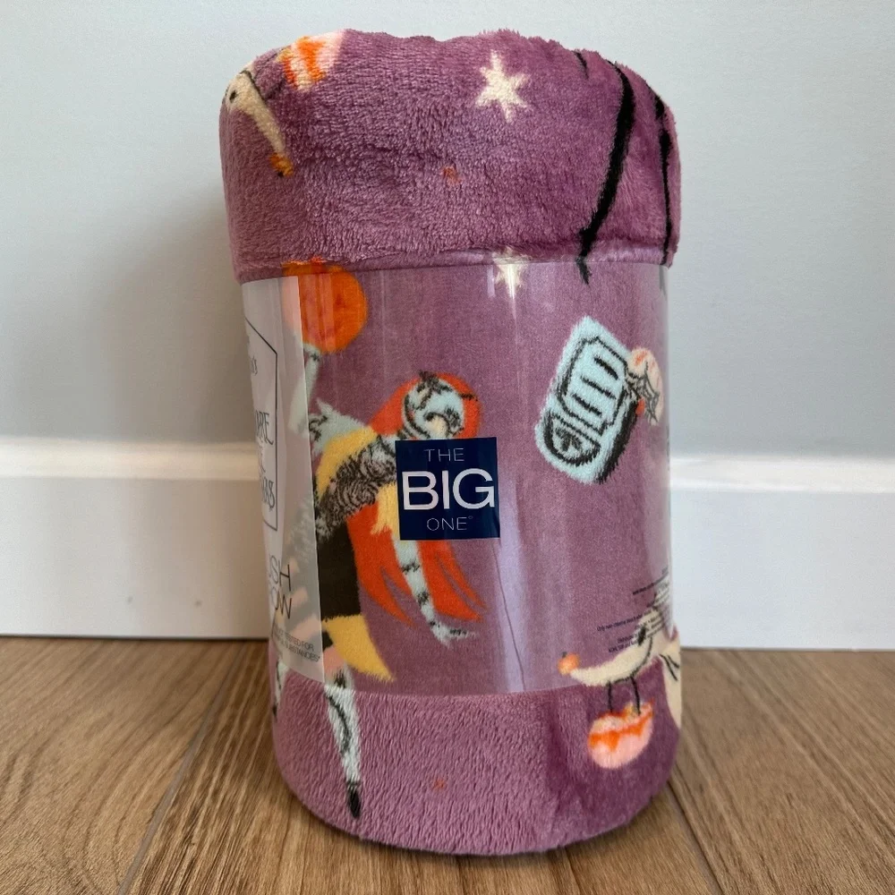 Disney The Nightmare Before Christmas Oversized Plush Throw Blanket